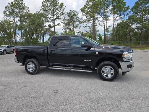 2022 RAM 2500 Big Horn Crew Cab 4x4 6'4' Box