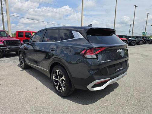 2025 Kia Sportage EX