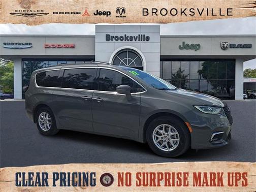 2022 Chrysler Pacifica Touring L