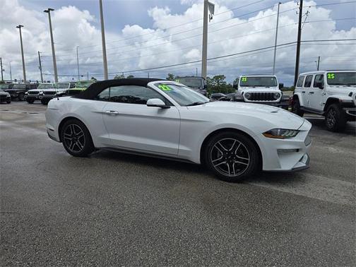 2022 Ford Mustang EcoBoost Premium