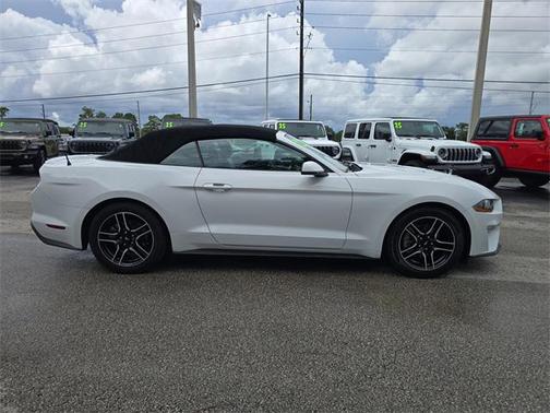 2022 Ford Mustang EcoBoost Premium