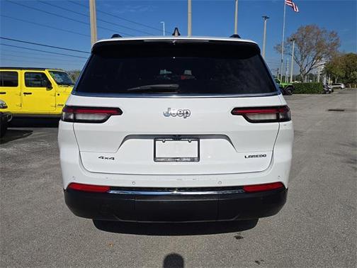 2023 Jeep Grand Cherokee L Laredo