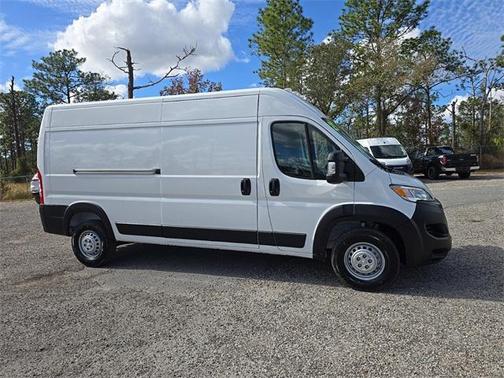 2025 RAM ProMaster 2500 Tradesman