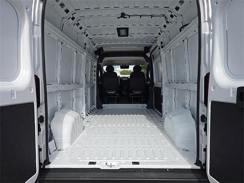2025 RAM ProMaster 2500 Tradesman