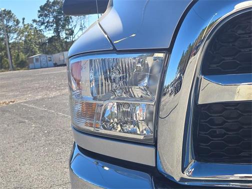 2018 RAM 2500 Tradesman Crew Cab 4x4 8' Box