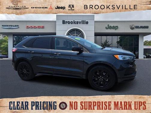 2022 Ford Edge SE