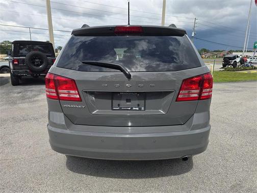 2020 Dodge Journey SE Value