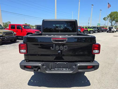 2023 Jeep Gladiator Sport S
