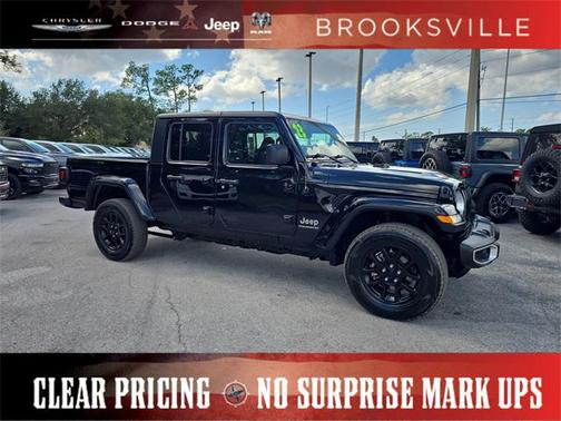 2023 Jeep Gladiator Overland