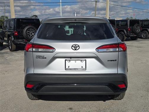 2024 Toyota Corolla Hybrid SE