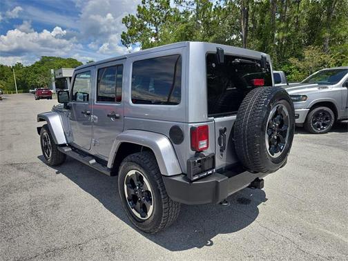 2014 Jeep Wrangler Unlimited Polar Edition