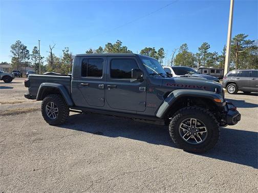 2026 Jeep Gladiator Mojave 4x4