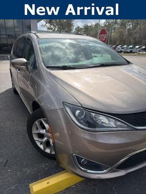 2018 Chrysler Pacifica Touring-L Plus
