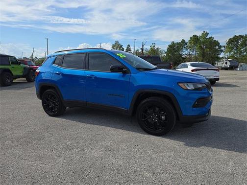 2025 Jeep Compass Latitude