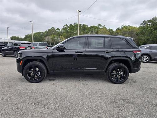 2025 Jeep Grand Cherokee Altitude