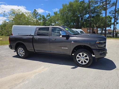 2025 RAM 2500 Laramie Crew Cab 4x4 6'4' Box