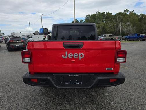 2023 Jeep Gladiator Overland