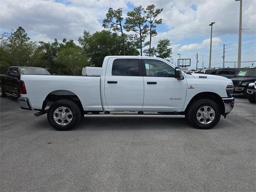 2025 RAM 2500 Big Horn Crew Cab 4x4 6'4' Box