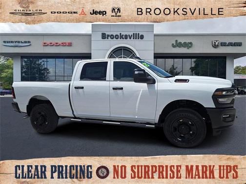 2025 RAM 3500 Tradesman Crew Cab 4x4 6'4' Box