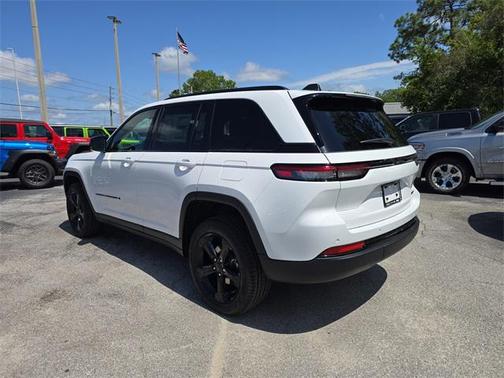 2025 Jeep Grand Cherokee Limited X