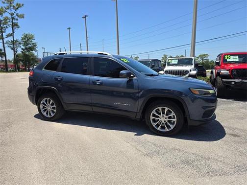 2021 Jeep Cherokee Latitude Lux