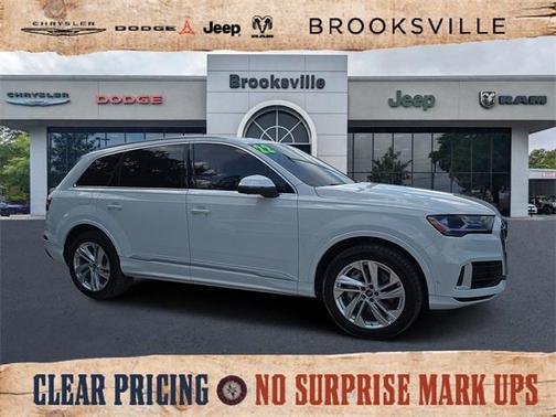 2022 Audi Q7 55 Premium Plus