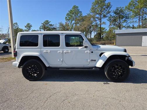 2023 Jeep Wrangler 4-Door High Altitude 4x4