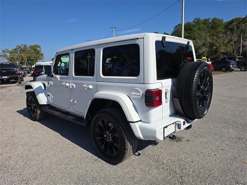 2023 Jeep Wrangler 4-Door High Altitude 4x4