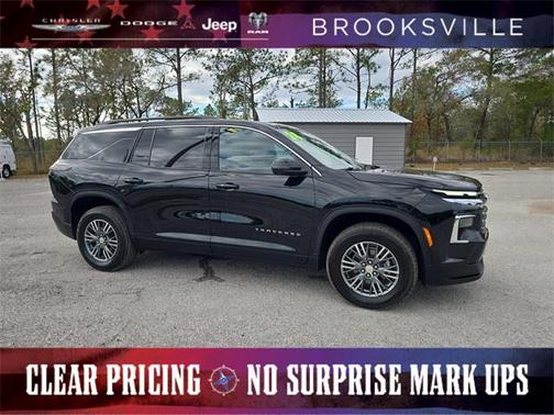 2024 Chevrolet Traverse LT