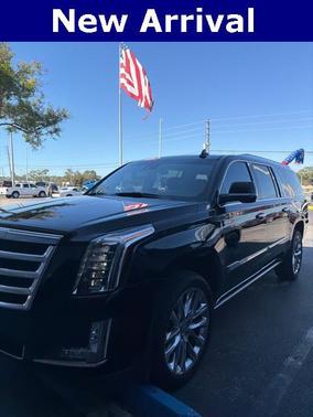 2019 Cadillac Escalade ESV Premium Luxury