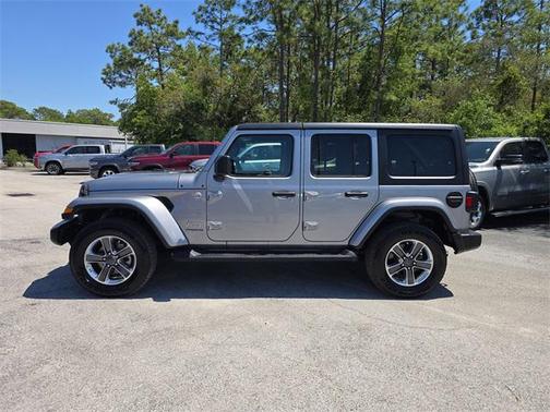 2020 Jeep Wrangler Unlimited Sahara