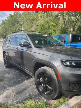 2022 Jeep Grand Cherokee L Altitude