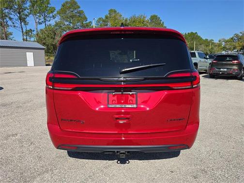 2026 Chrysler Pacifica Limited