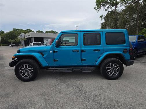 2024 Jeep Wrangler 4-Door Sahara 4x4