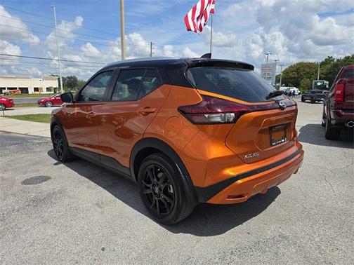 2023 Nissan Kicks SV