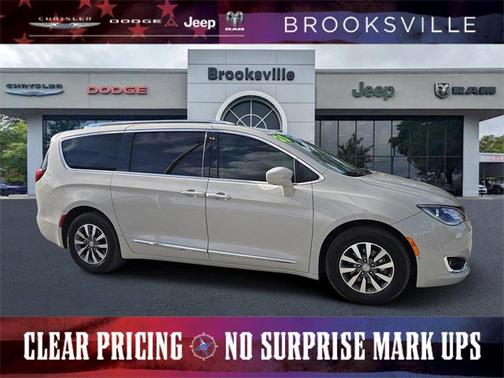 2020 Chrysler Pacifica Touring-L Plus