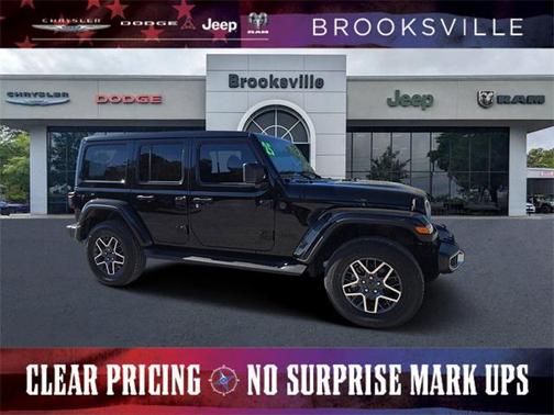 2025 Jeep Wrangler 4-Door Sahara 4x4