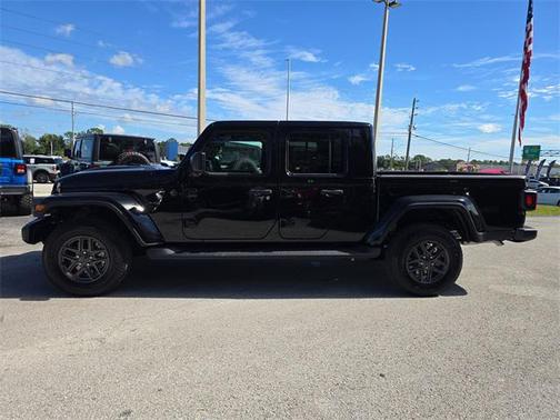 2025 Jeep Gladiator Sport S