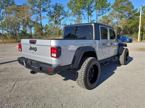 2022 Jeep Gladiator Sport