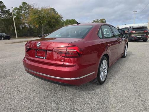 2019 Volkswagen Passat 2.0T Wolfsburg Edition
