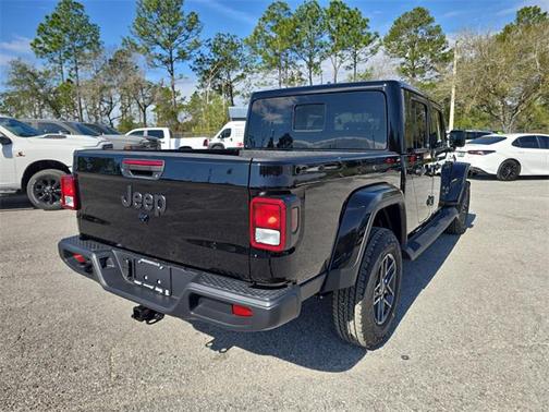 2026 Jeep Gladiator Sport S