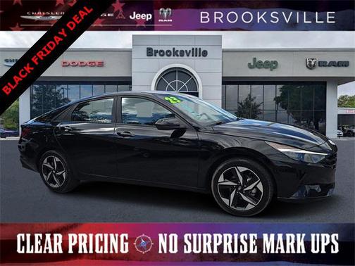 2023 Hyundai ELANTRA SEL