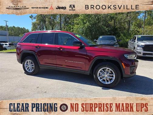 2025 Jeep Grand Cherokee Laredo