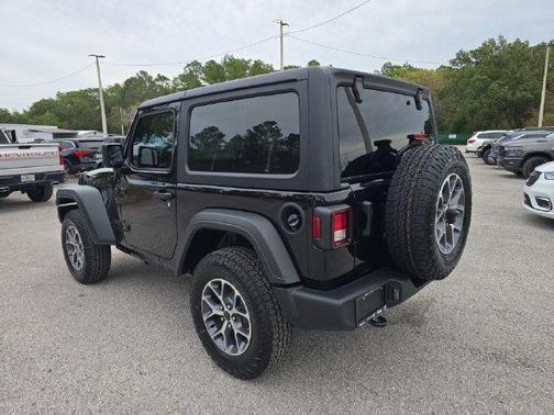 Black Clearcoat 2026 Jeep Wrangler Sport