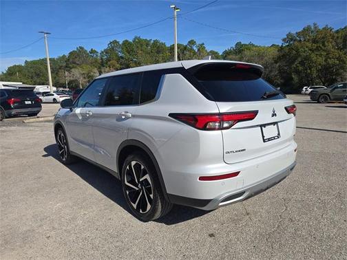 2024 Mitsubishi Outlander SE Black Edition S-AWC