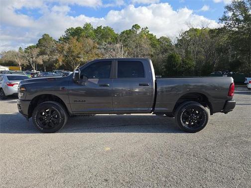 2025 RAM 2500 Big Horn Crew Cab 4x4 6'4' Box