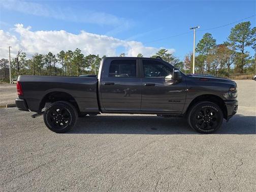 2025 RAM 2500 Big Horn Crew Cab 4x4 6'4' Box