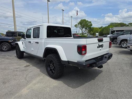 2025 Jeep Gladiator High Tide