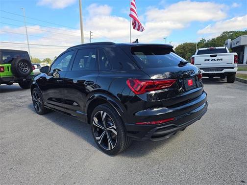 2023 Audi Q3 45 S line Premium Plus