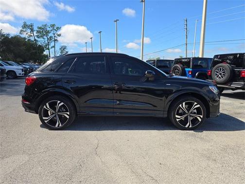 2023 Audi Q3 45 S line Premium Plus